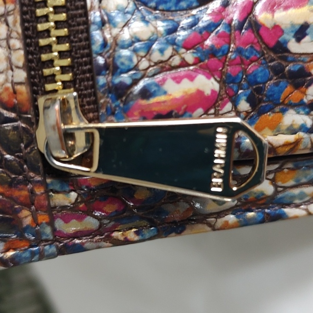 Brahmin Wallet - Picture 5 of 10